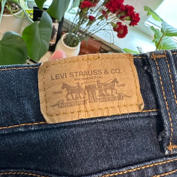 Levi’s Curvy Bootcut Jeans - Picture 6 of 6